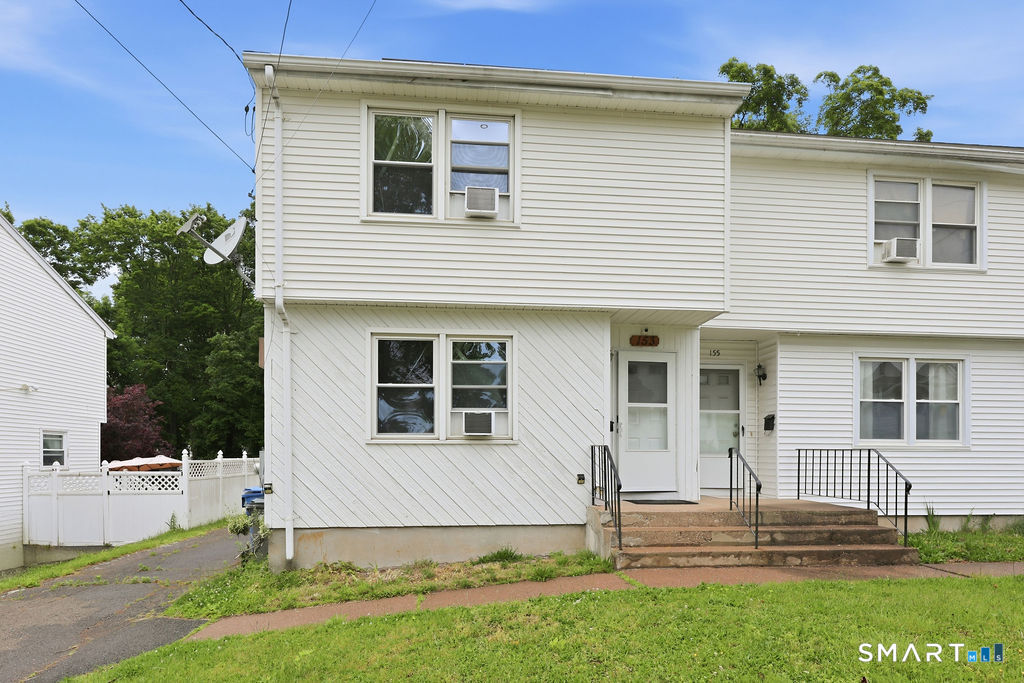 153 Maple Street Manchester, CT 06040 - Photo 1 of 31