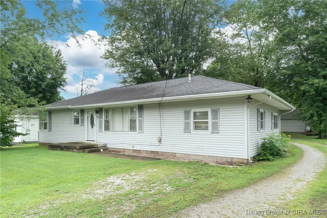 $179,000 | 1012 South Riley Drive, Scottsburg, IN 47170