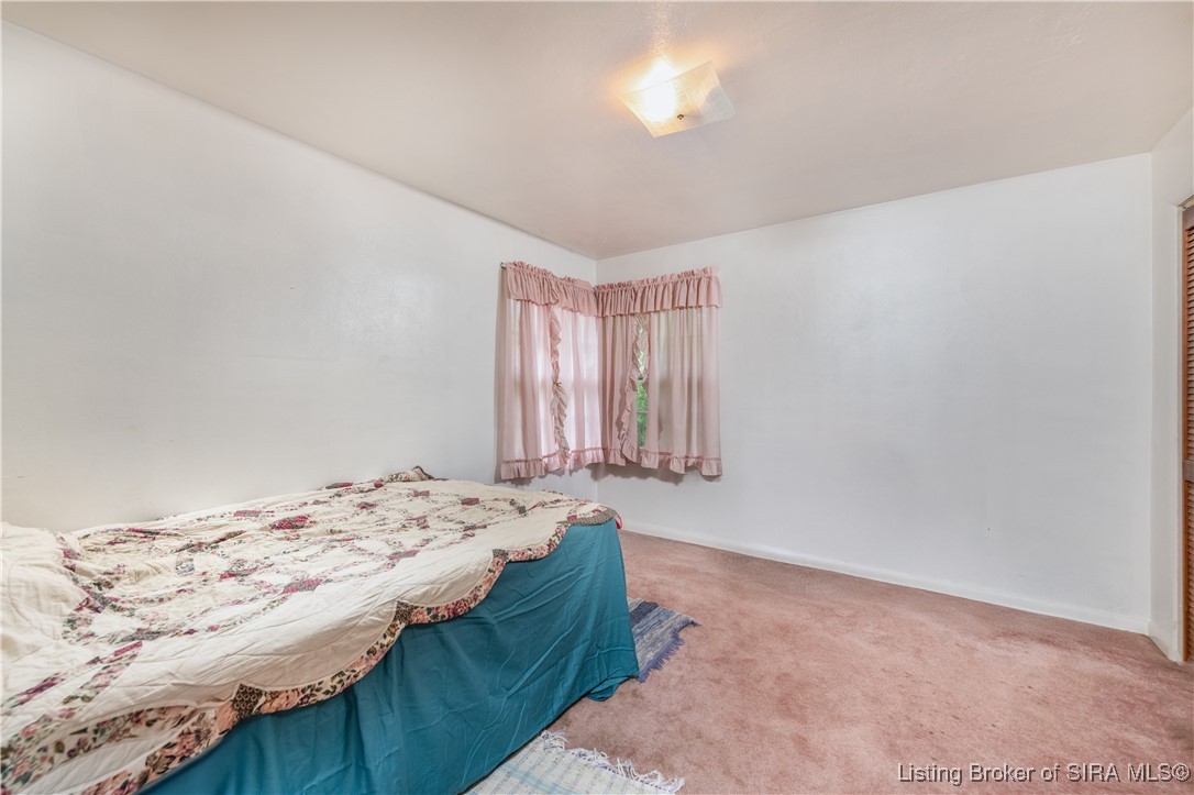 1012 South Riley Drive Scottsburg, IN 47170 - Photo 17 of 20