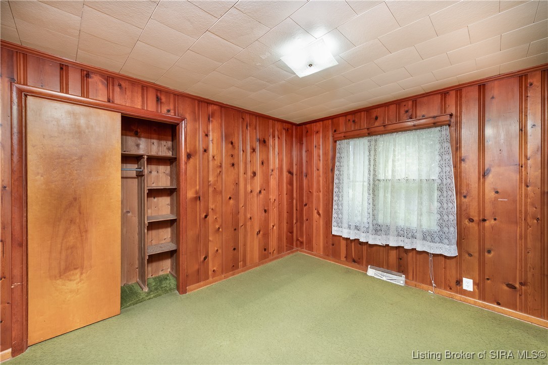 1012 South Riley Drive Scottsburg, IN 47170 - Photo 18 of 20