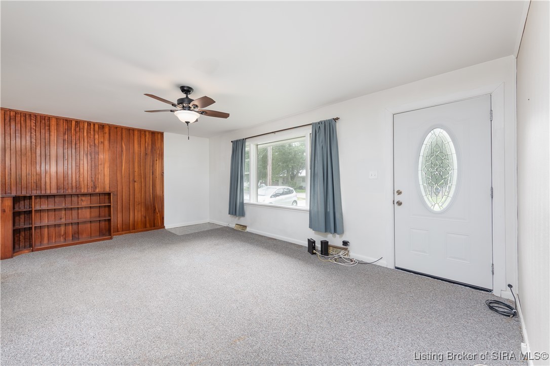 1012 South Riley Drive Scottsburg, IN 47170 - Photo 9 of 20