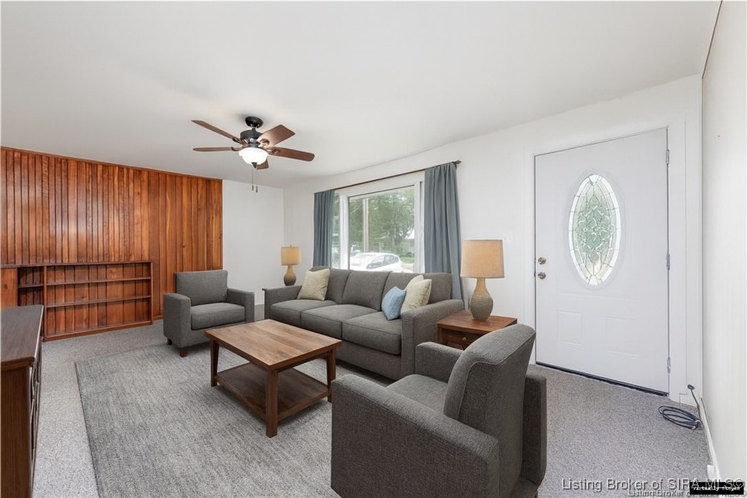 1012 South Riley Drive Scottsburg, IN 47170 - Photo 10 of 20