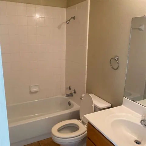 $1,950 | 1909 Margaret Lane, Kingsville, TX 78363