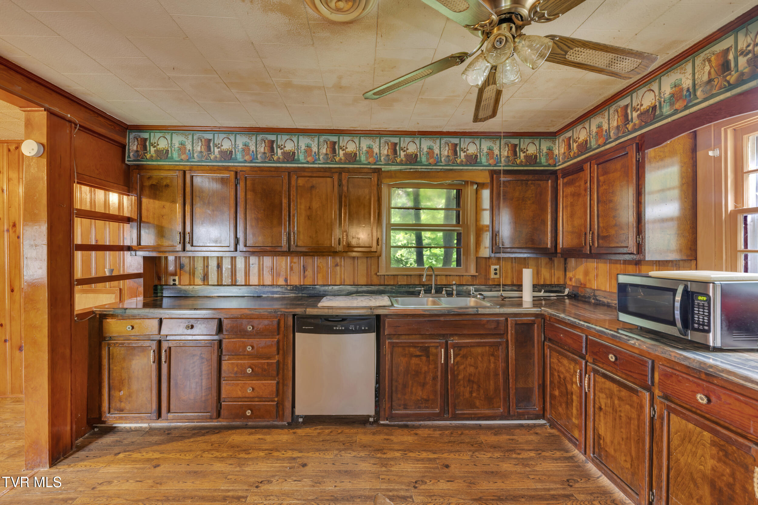 1275 Chuckey Pike Chuckey, TN 37641 - Photo 11 of 43 17_17