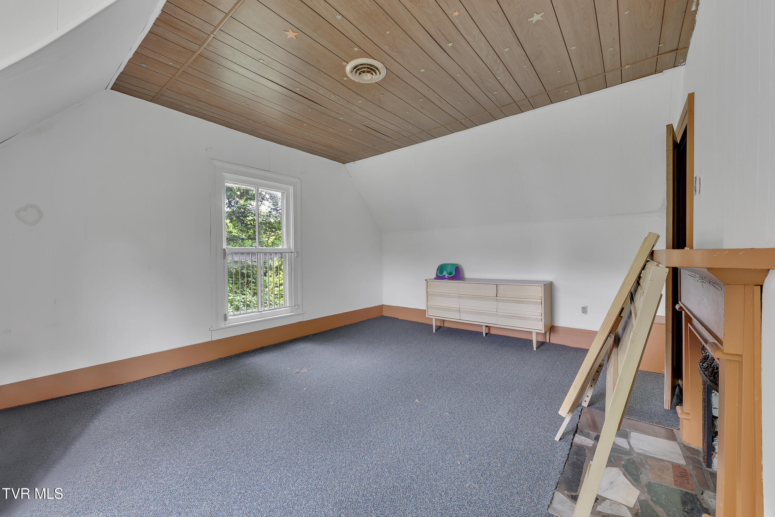 1275 Chuckey Pike Chuckey, TN 37641 - Photo 24 of 43 32_30