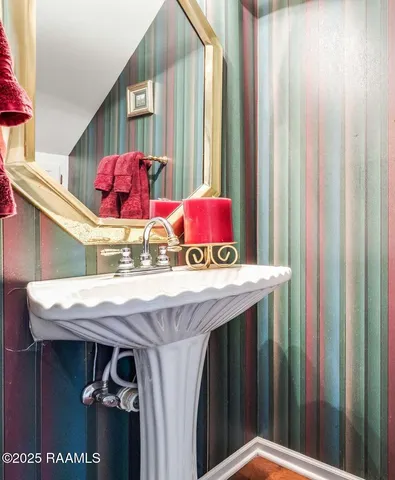 $324,500 | 13801 Lynndale Loop, Abbeville, LA 70510