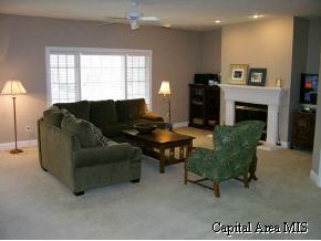 2726 Kitty Hawk Court Springfield, IL 62711 - Photo 3 of 8