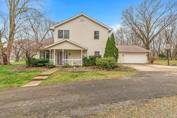 $565,000 | 10227 Jefferson Road, Osceola, IN 46561