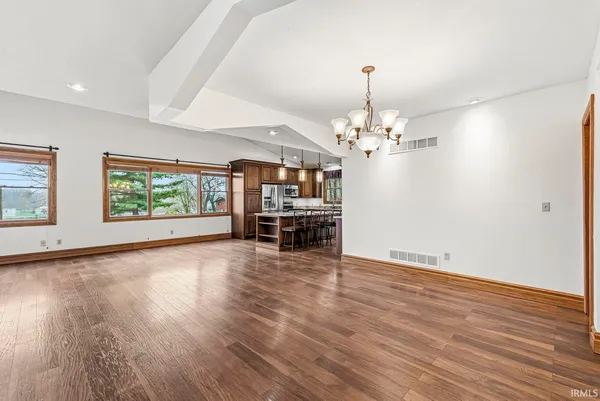 $559,900 | 10227 Jefferson Road, Osceola, IN 46561