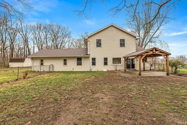 $559,900 | 10227 Jefferson Road, Osceola, IN 46561