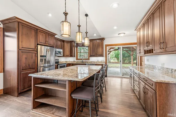 $559,900 | 10227 Jefferson Road, Osceola, IN 46561