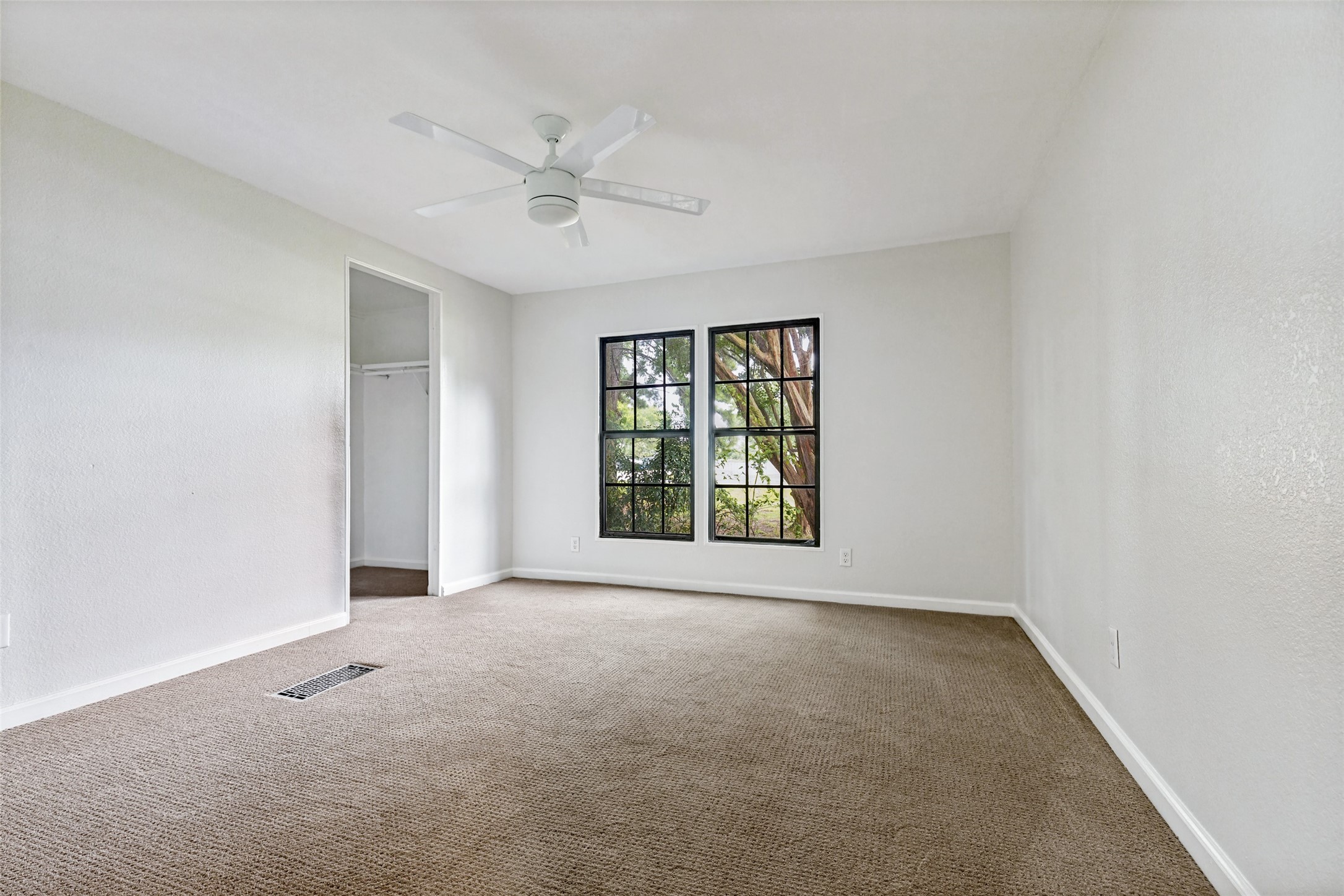 4306 North Cricket Circle Spring, TX 77389 - Photo 17 of 26