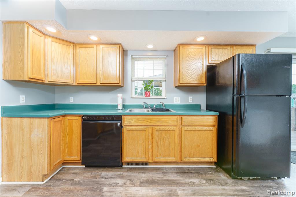 5771 Milett Road Fowlerville, MI 48836 - Photo 11 of 33