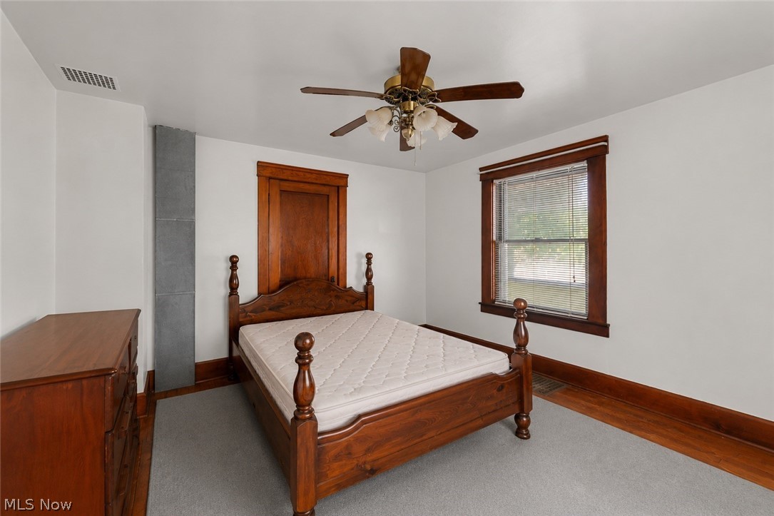 3356 South Leavitt Road Southwest Lordstown, OH 44481 - Photo 11 of 36