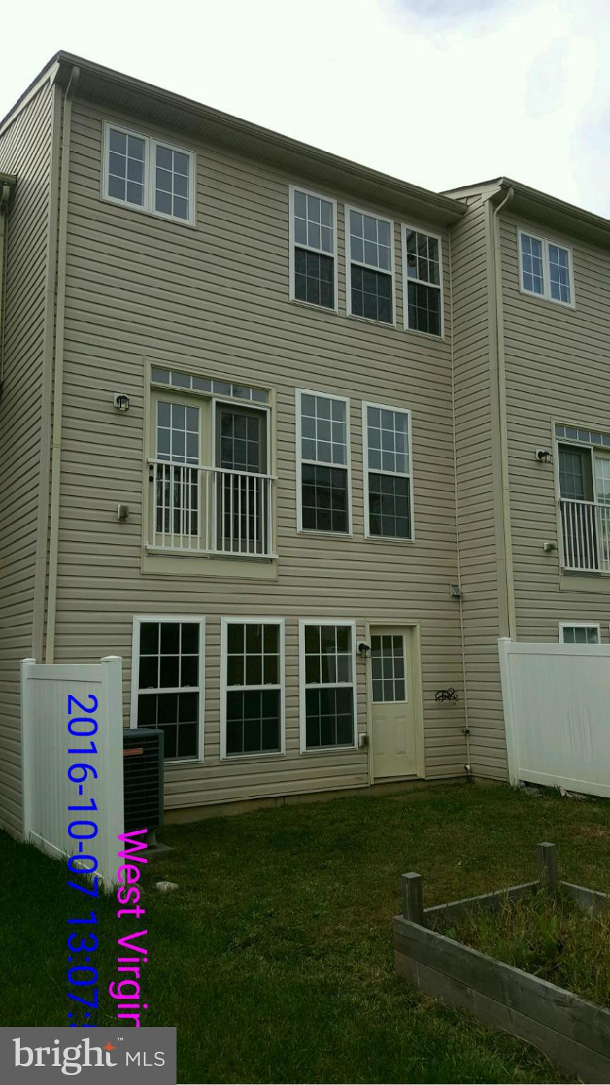 18 Streamside Place Falling Waters, WV 25419 - Photo 3 of 28 Exterior (General)