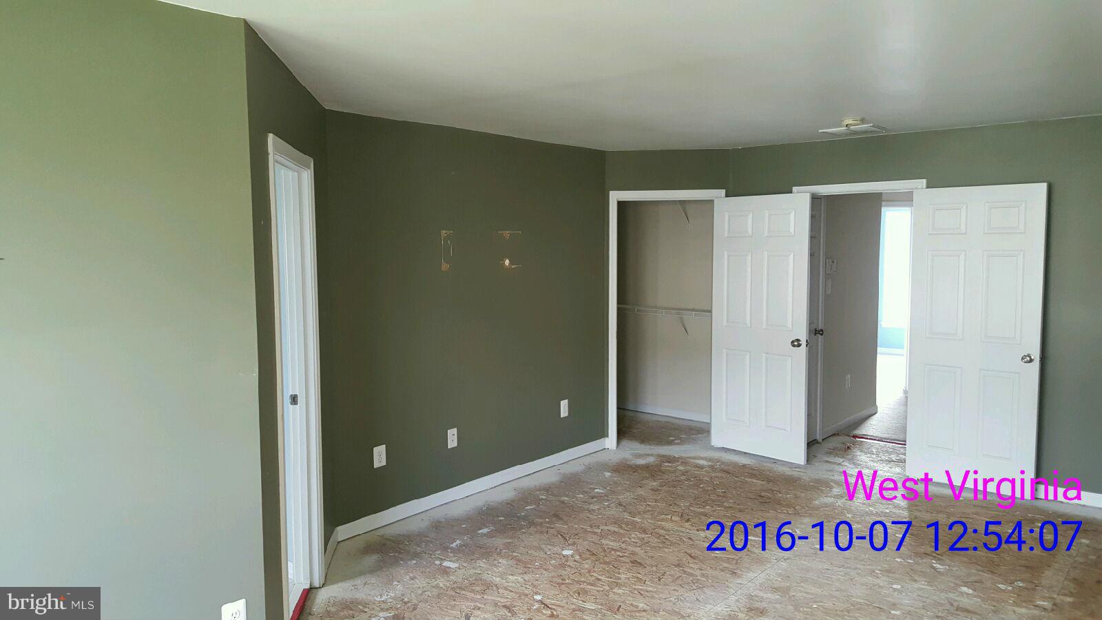 18 Streamside Place Falling Waters, WV 25419 - Photo 21 of 28 Bedroom (Master)