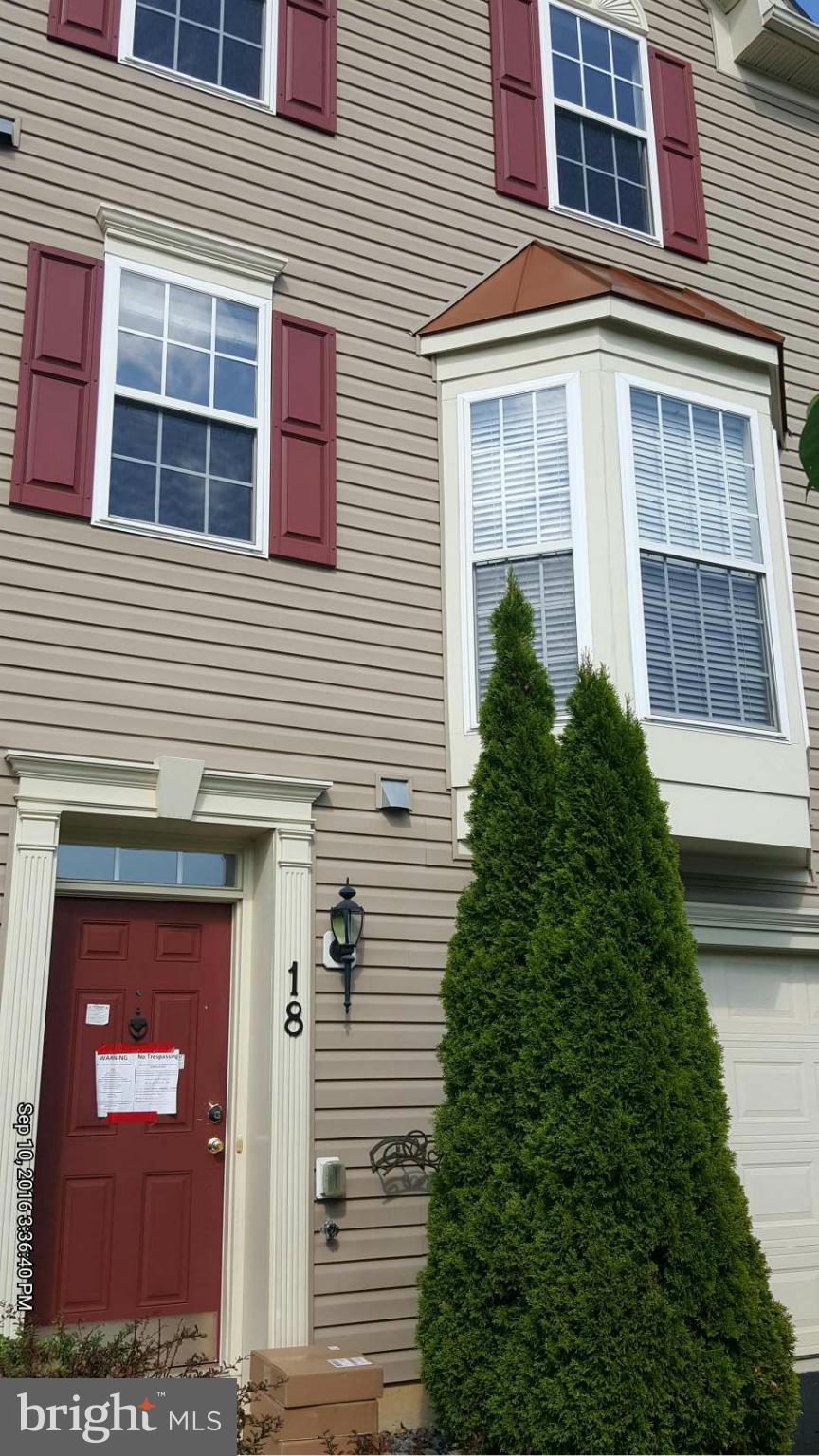 18 Streamside Place Falling Waters, WV 25419 - Photo 4 of 28 Exterior (General)