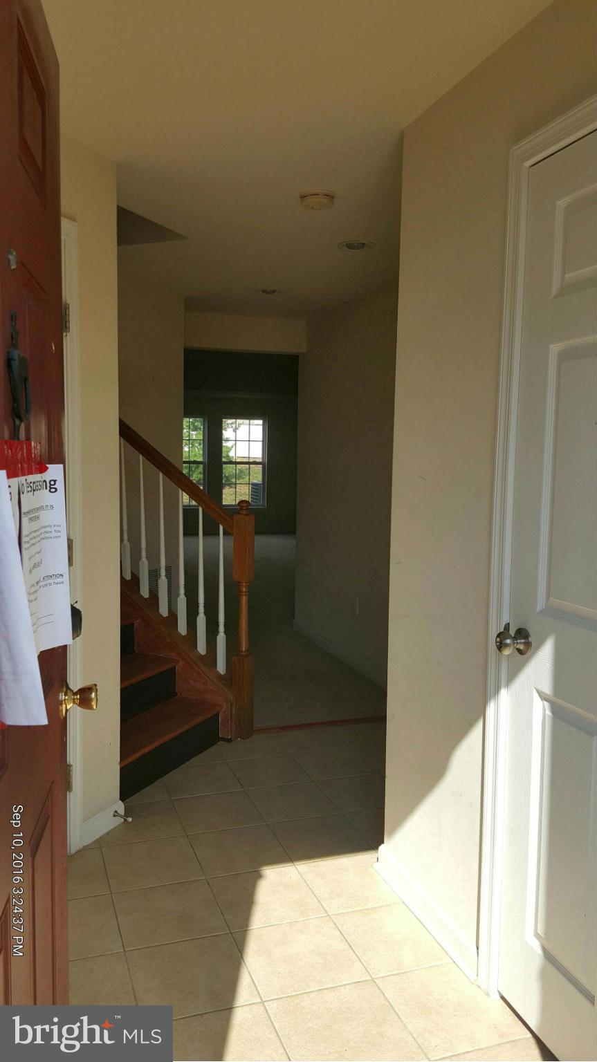 18 Streamside Place Falling Waters, WV 25419 - Photo 5 of 28 Interior (General)