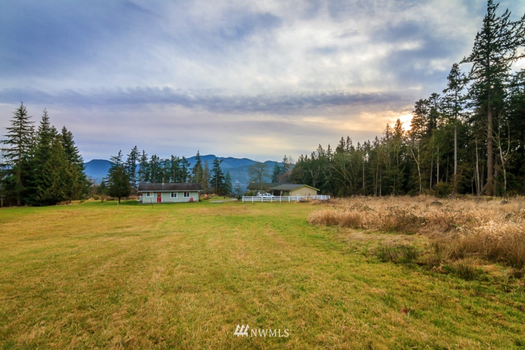 2696 North Shore Road Bellingham, WA 98226 - Photo 14 of 16 Gallery Image 14