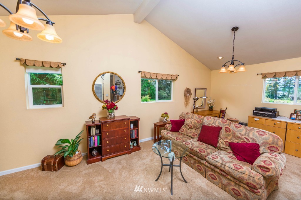 2696 North Shore Road Bellingham, WA 98226 - Photo 7 of 16 Gallery Image 7