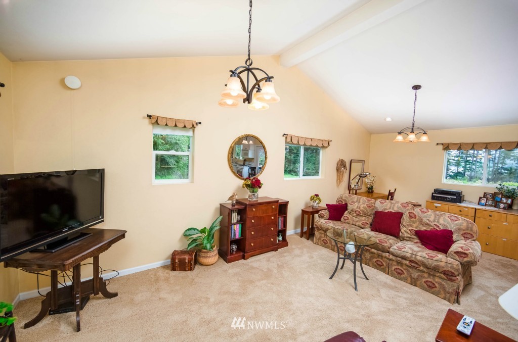 2696 North Shore Road Bellingham, WA 98226 - Photo 8 of 16 Gallery Image 8
