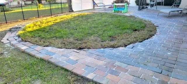 $390,000 | 1758 Dunedin Drive, Tavares, FL 32778