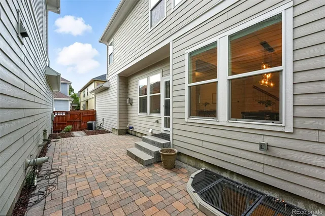 a view of a back yard of the house