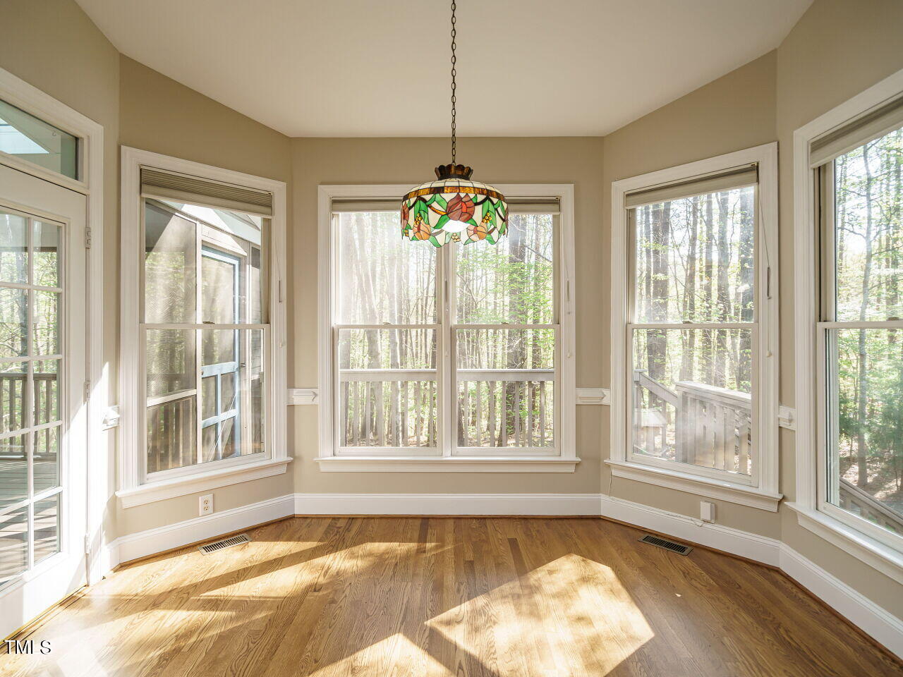2320 Primrose Valley Court Raleigh, NC 27613 - Photo 14 of 43 014-1280x960-breakfast-nook