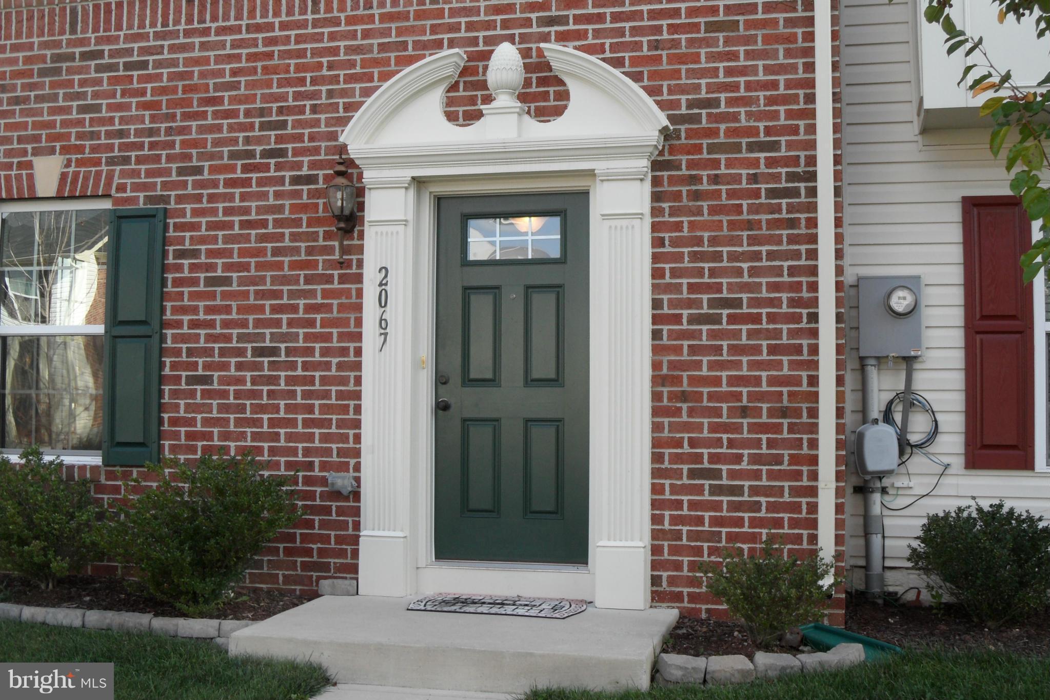 2067 Spring Run Circle Frederick, MD 21702 - Photo 2 of 30 Exterior (Front)