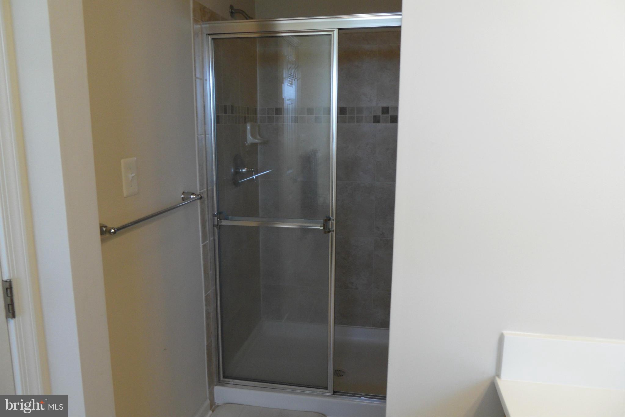 2067 Spring Run Circle Frederick, MD 21702 - Photo 18 of 30 Bath (Master)