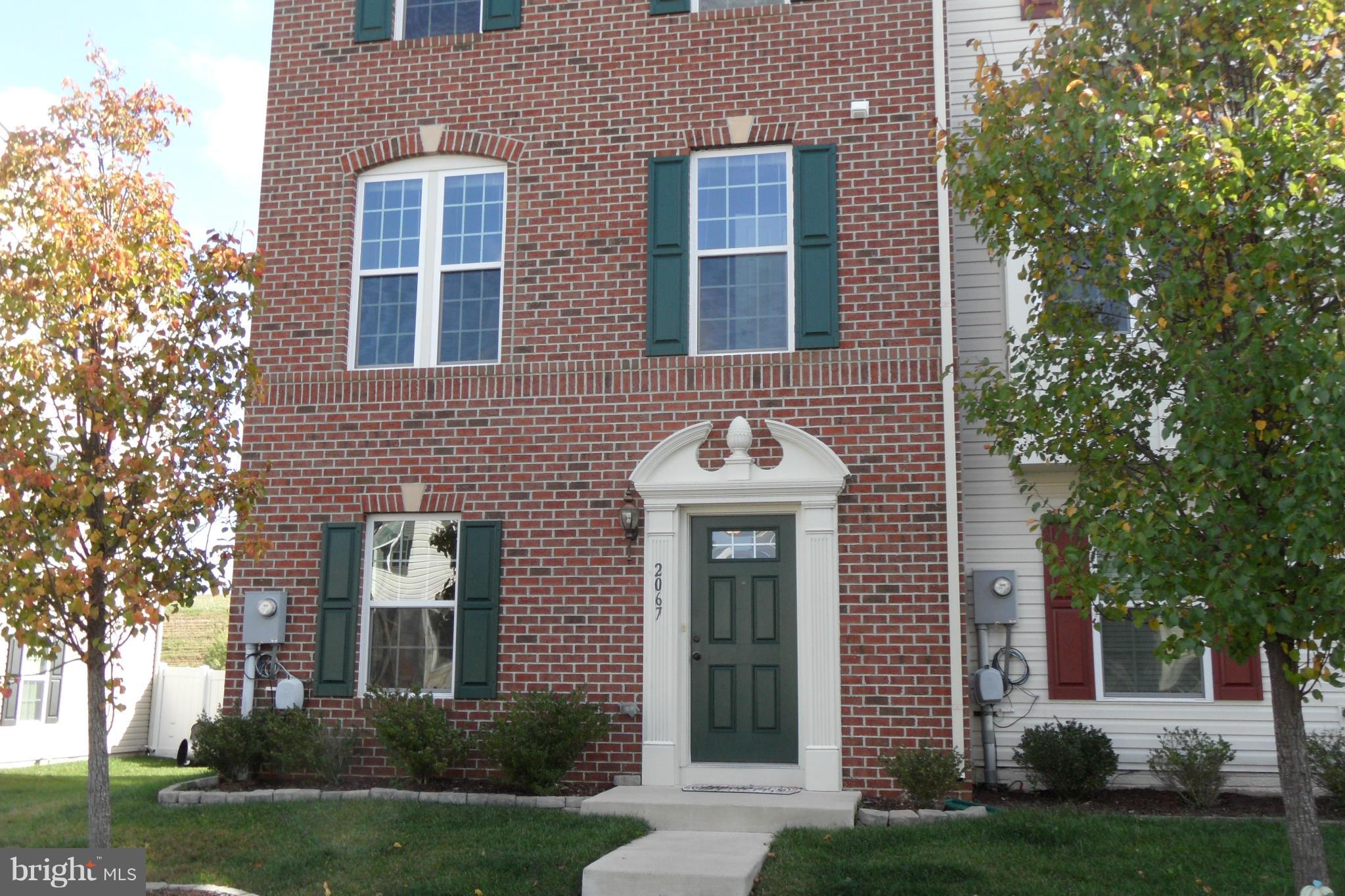 2067 Spring Run Circle Frederick, MD 21702 - Photo 30 of 30 Exterior (Front)