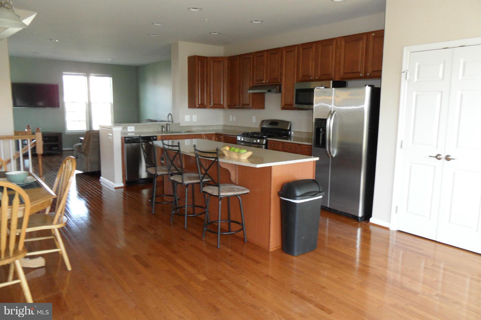2067 Spring Run Circle Frederick, MD 21702 - Photo 9 of 30 Kitchen