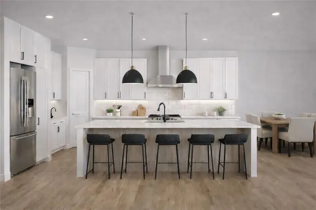 $530,000 | 2716 Stone Creek Avenue, Tonganoxie, KS 66086