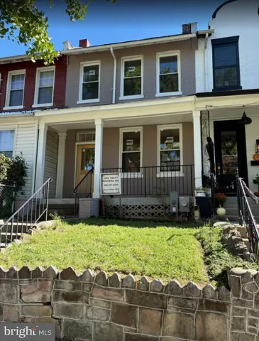 $769,000 | 325 14th Place Northeast, Washington, DC 20002