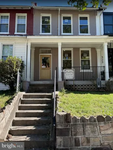 $769,000 | 325 14th Place Northeast, Washington, DC 20002