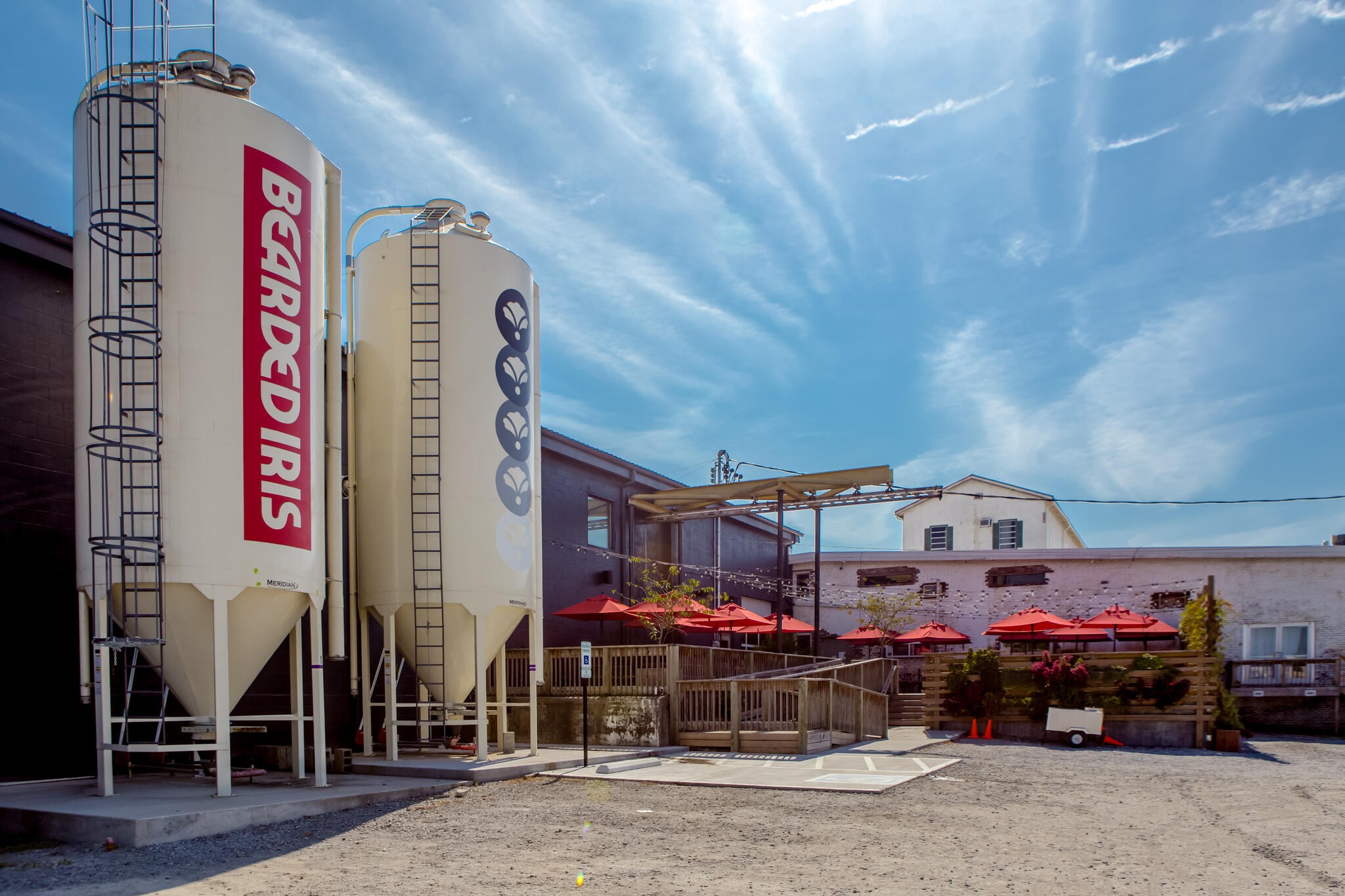 1350 Rosa L Parks Boulevard, Unit 338 Nashville, TN 37208 - Photo 28 of 28 a store with outdoor seating area and car parked