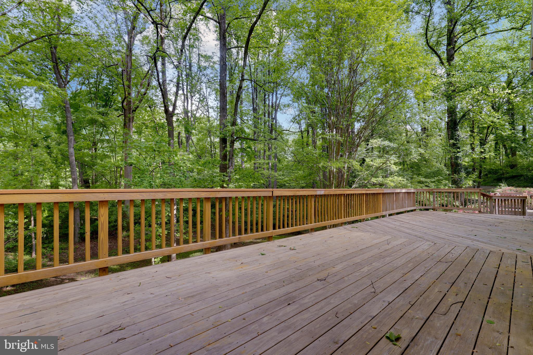 5769 Pendleton Lane Warrenton, VA 20187 - Photo 17 of 47 Door from kitchen leads to deck