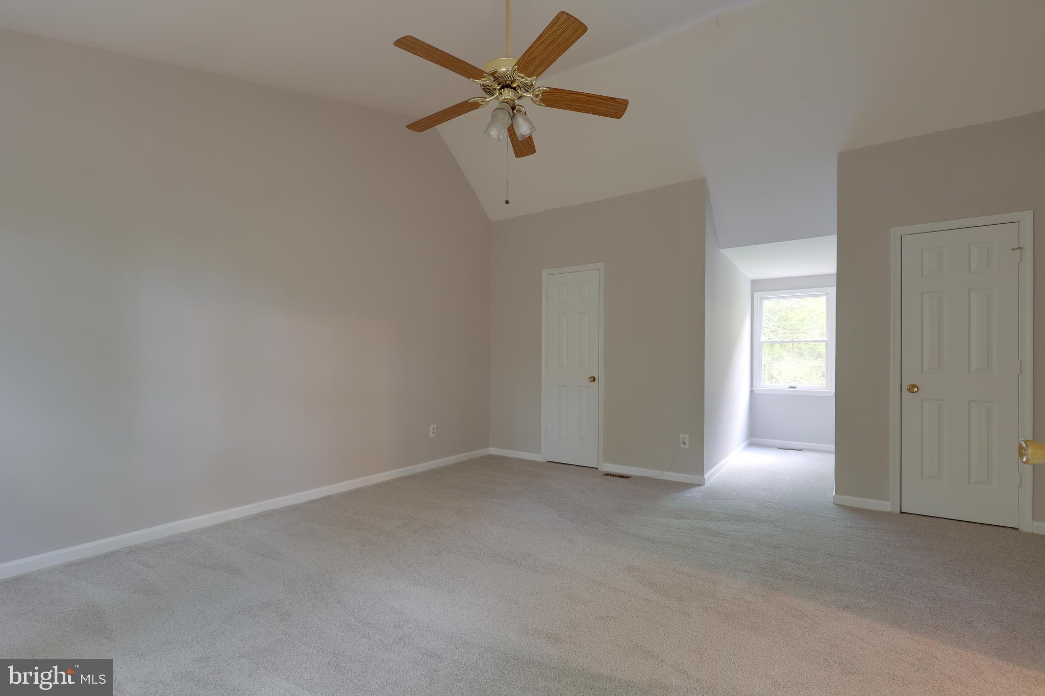 5769 Pendleton Lane Warrenton, VA 20187 - Photo 28 of 47 Primary bedroom