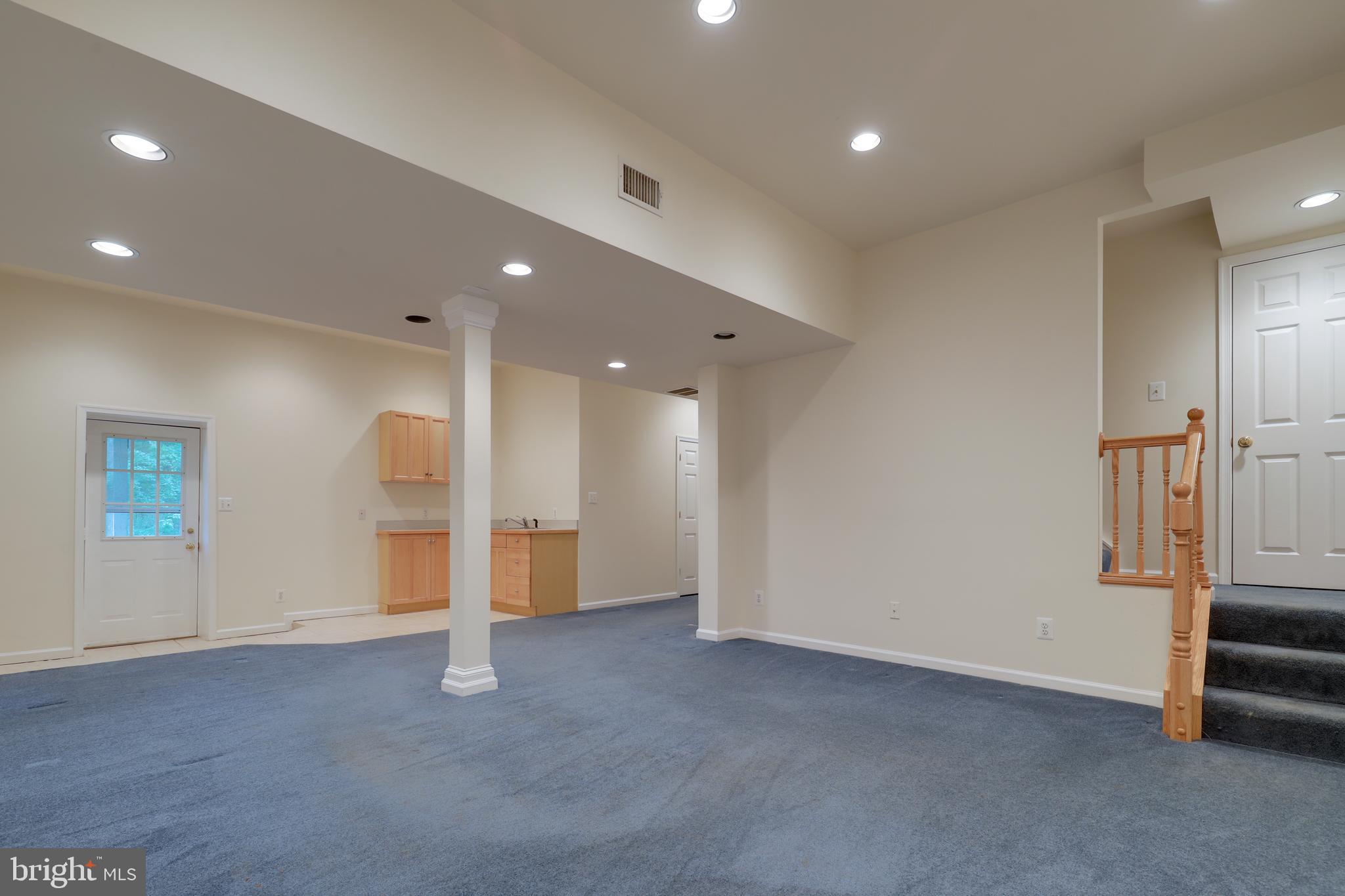 5769 Pendleton Lane Warrenton, VA 20187 - Photo 39 of 47 Kitchenette in basement