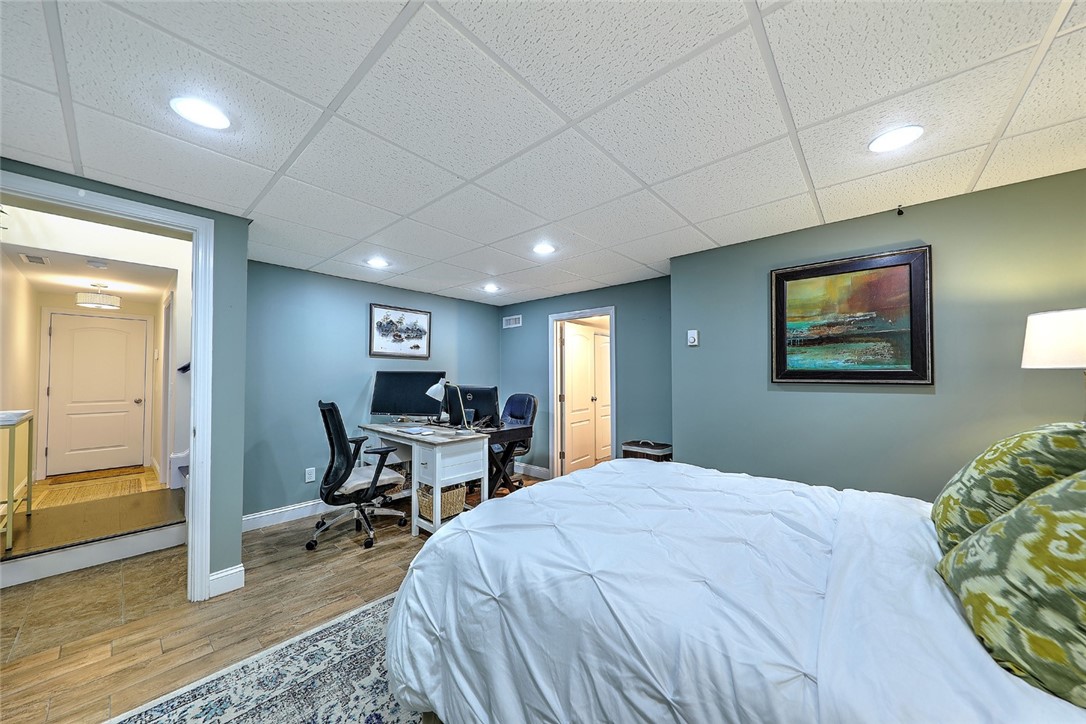 5 Ridgeland Road Smithfield, RI 02917 - Photo 38 of 48