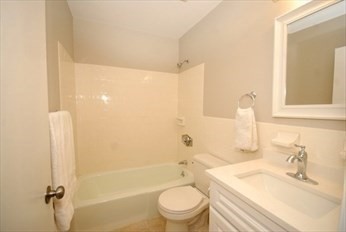 188 Swanson Road, Unit 330 Boxborough, MA 01719 - Photo 5 of 12
