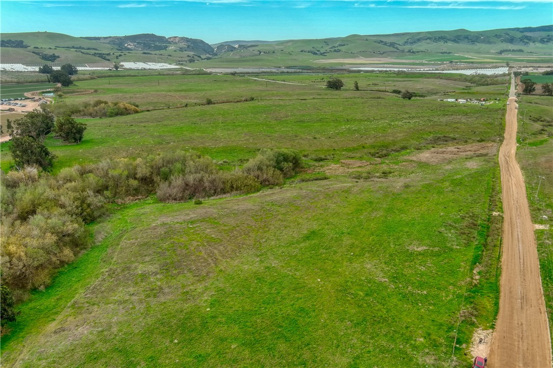 31 Cabrillo Highway Santa Maria, CA 93455 - Photo 37 of 44 a view of an ocean from a yard