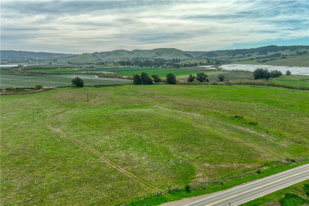 31 Cabrillo Highway Santa Maria, CA 93455 - Photo 44 of 44 a view of an ocean with a city