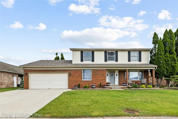 $409,900 | 17300 Timothy Drive, Southgate, MI 48195