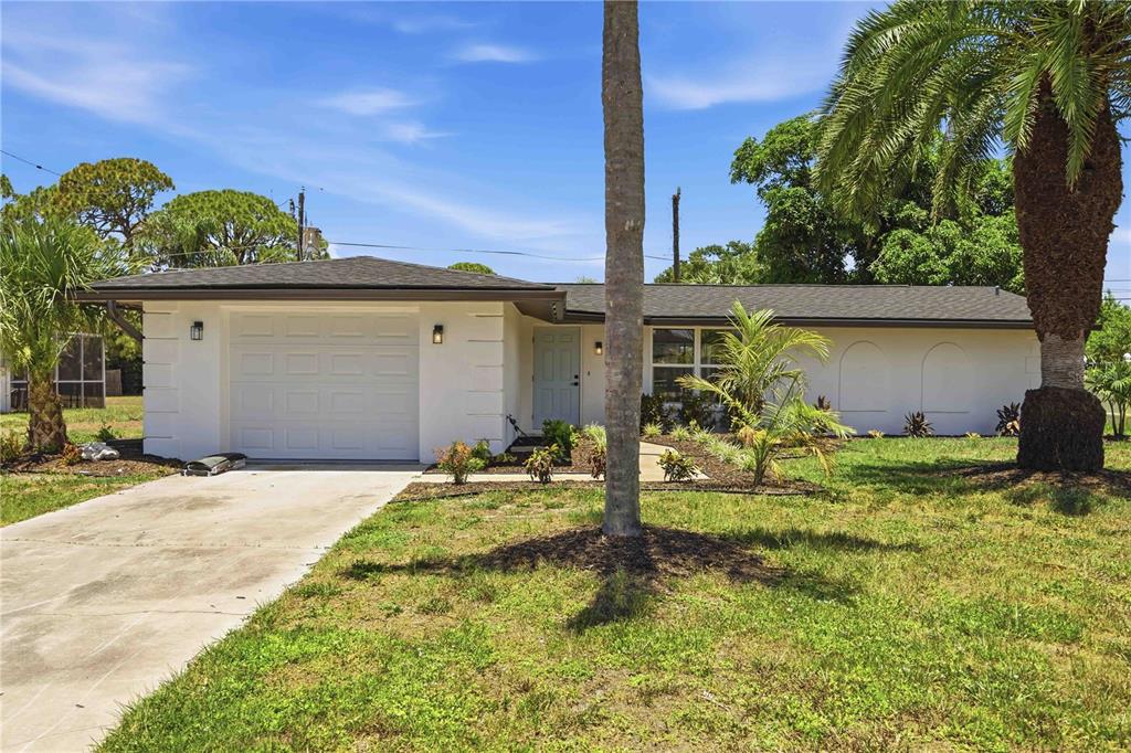 386 Cabana Road Venice, FL 34293 - Photo 5 of 56