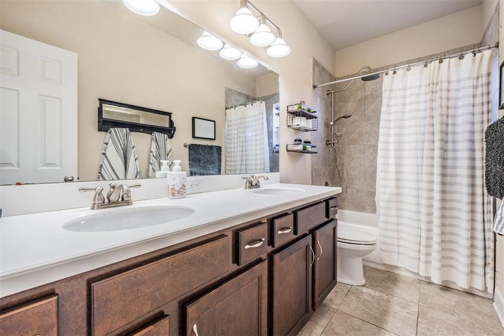 10356 Fenceline Road New Port Richey, FL 34655 - Photo 31 of 74 Gallery Image 31