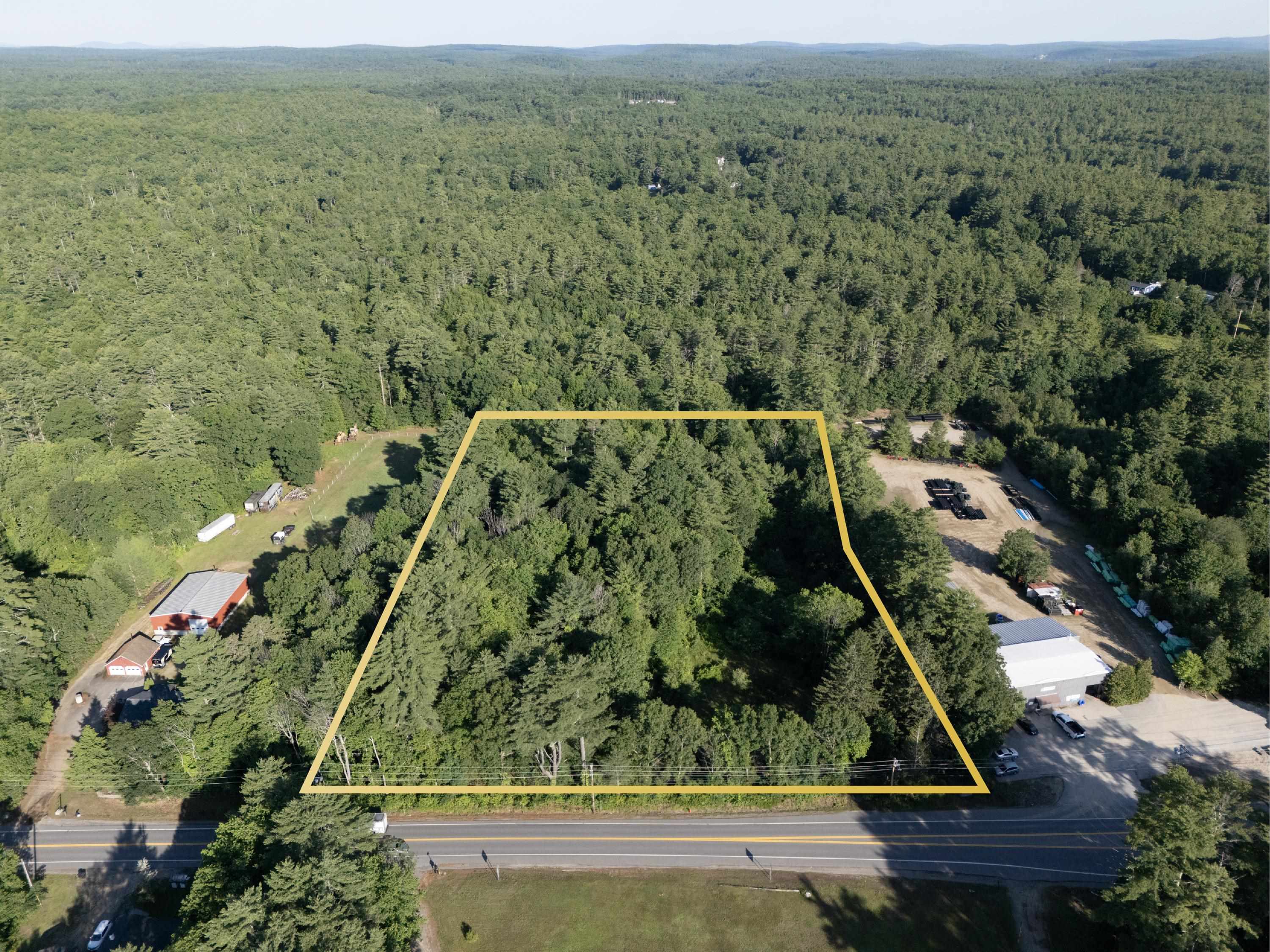 3 Chester Road, Unit TAX MAP 17 LOT 61 Raymond, NH 03077 - Photo 4 of 7