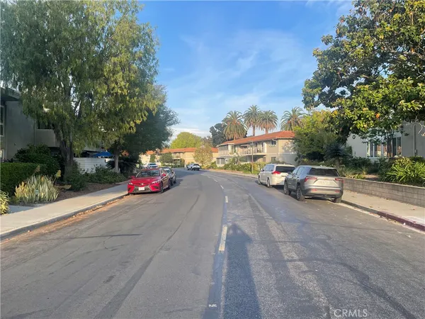 $349,900 | 2189 Via Mariposa East, Unit Q, Laguna Woods, CA 92637