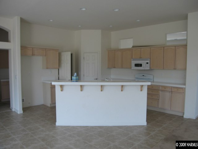 1698 Arboleda Drive Reno, NV 89521 - Photo 7 of 9 Photo 7