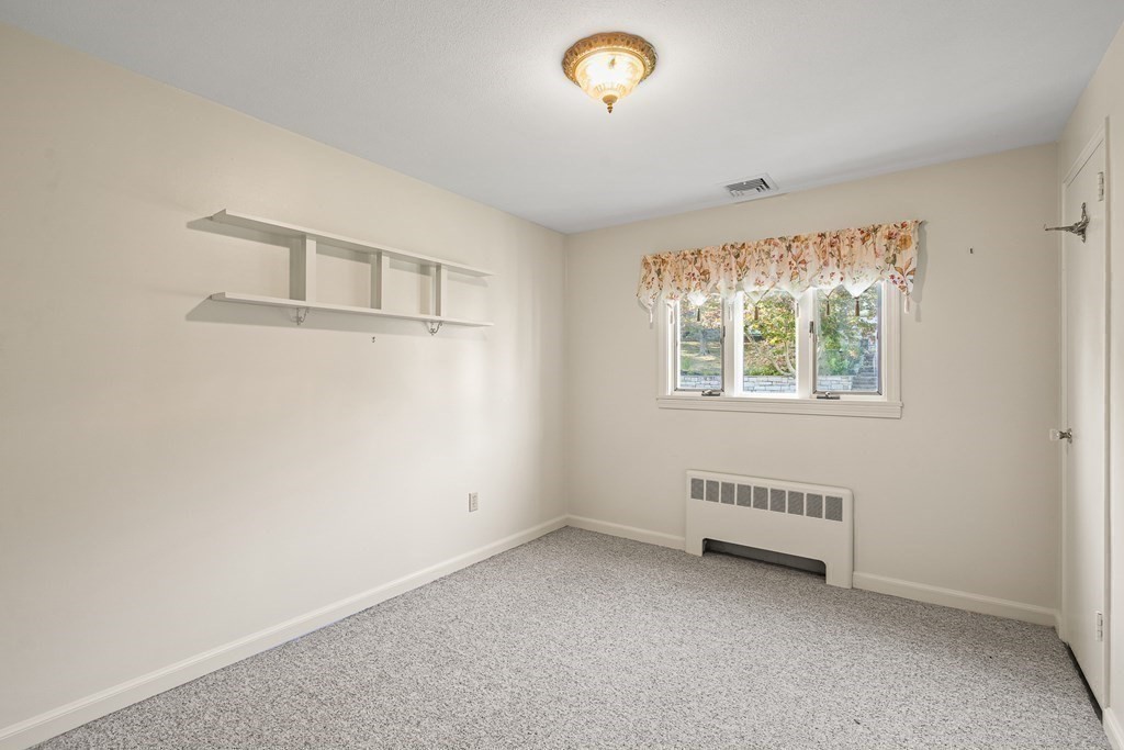 12 Melch Road Lynnfield, MA 01940 - Photo 16 of 33 Gallery Image 16